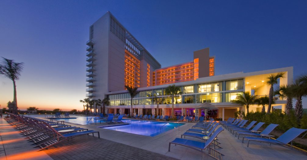 Marriott's Crystal Shores Resort Pool