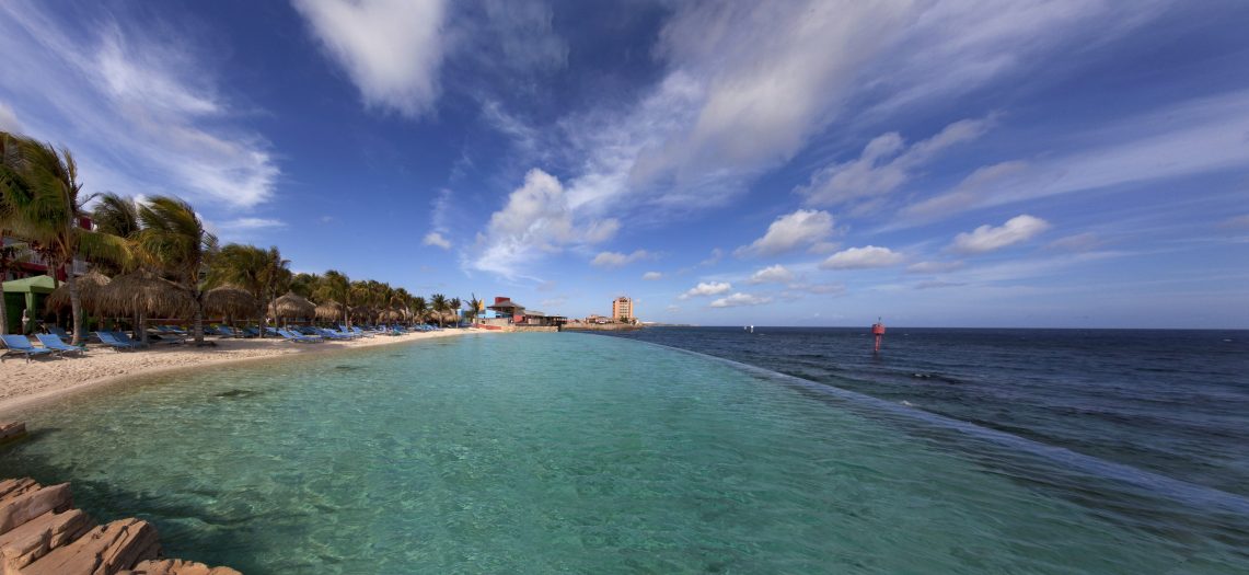 Renaissance Curacao Resort Saltwater pool