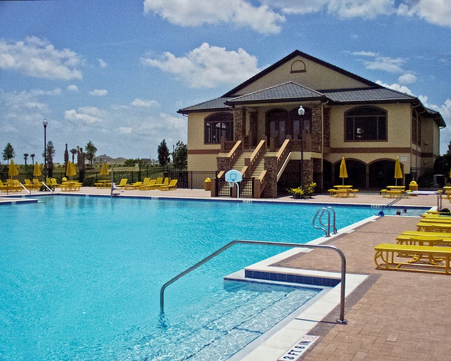Stoneybrook Resort-Style Pool