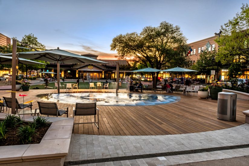 The Woodlands Market Street Splash Pad - Martin Aquatic