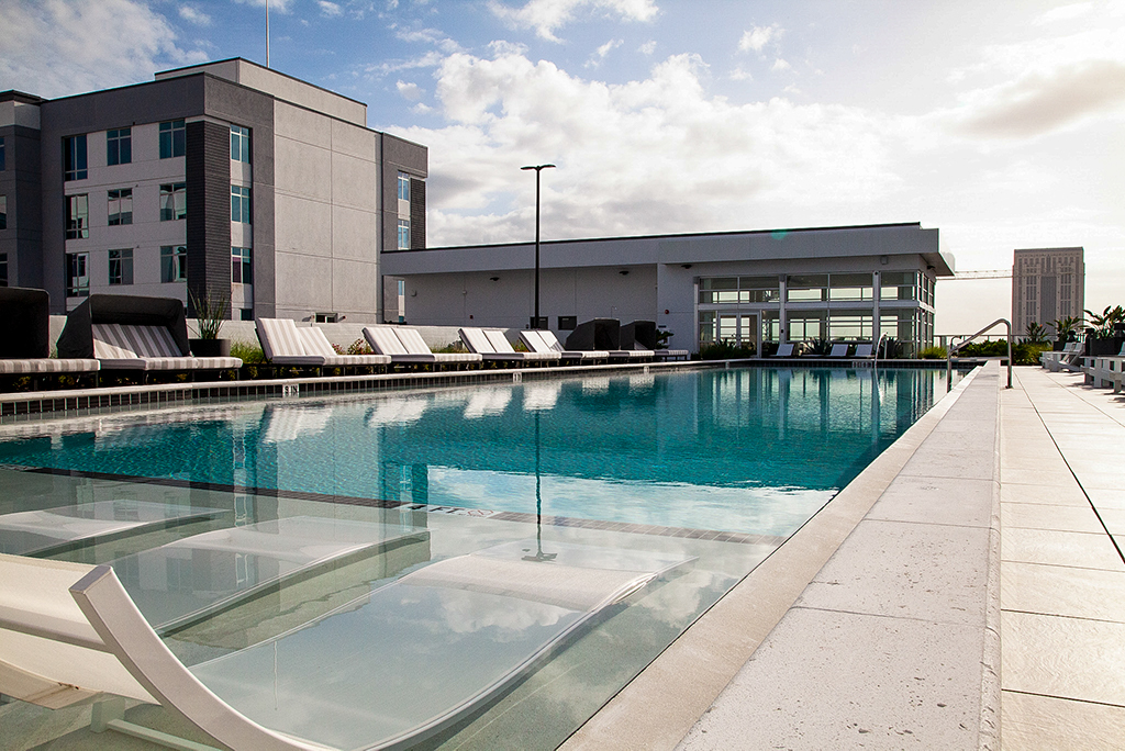 The Julian Orlando apartment complex offers residents a rooftop pool