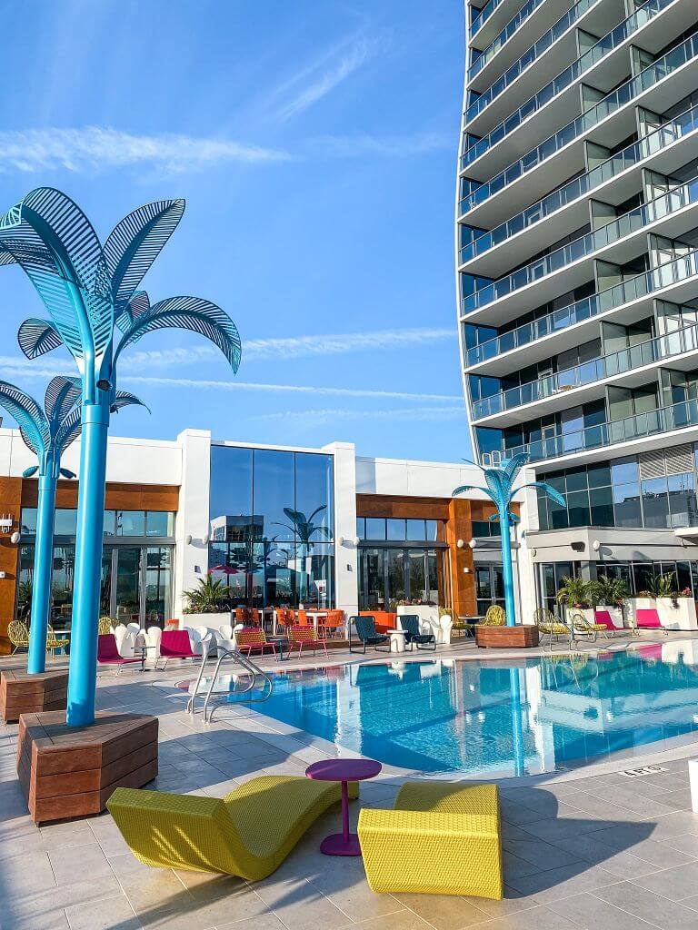 Lake Nona Wave Hotel and pool